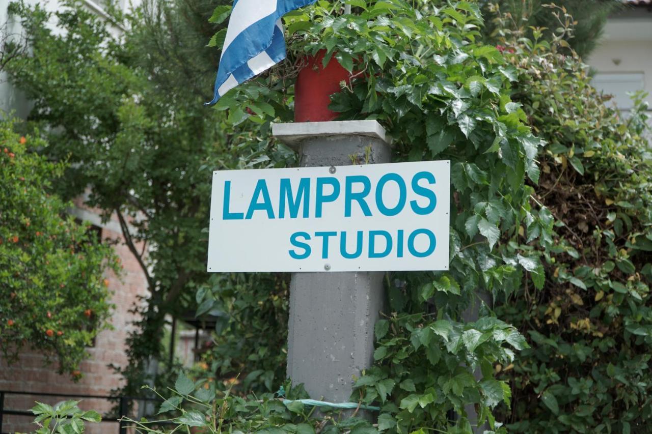 Lampros Studio 卡兰巴卡 外观 照片